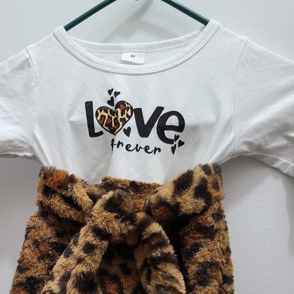 Dress 3T - Picture 5 of 6